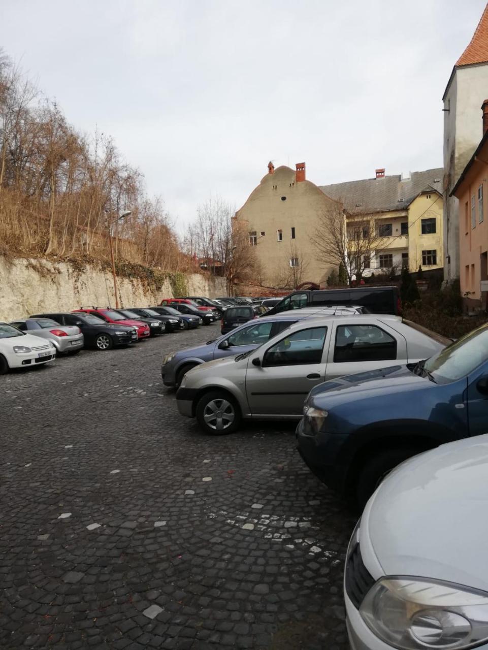 Leyla Hostel Брашов Екстер'єр фото