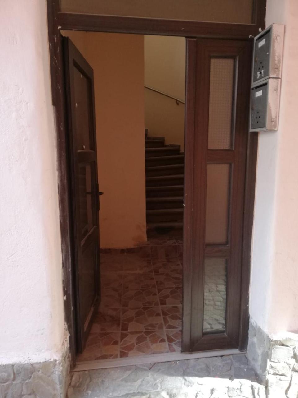 Leyla Hostel Брашов Екстер'єр фото