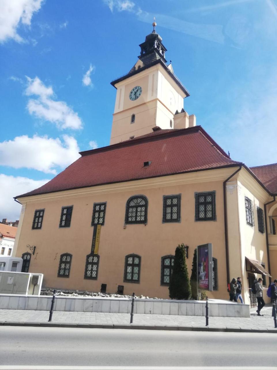 Leyla Hostel Брашов Екстер'єр фото
